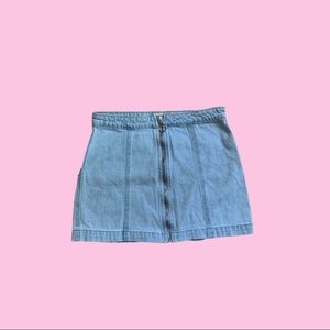 FOREVER 21 Size Small Denim Mini Skirt